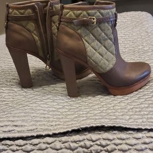 Bcbgmaxazria boots